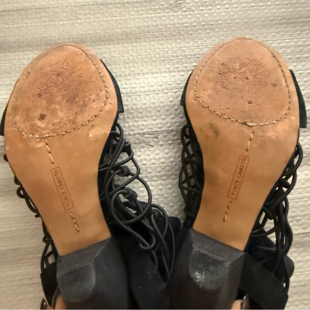 Vince Camuto VC-Evel Black Strappy Heeled Sandals - Picture 14 of 15